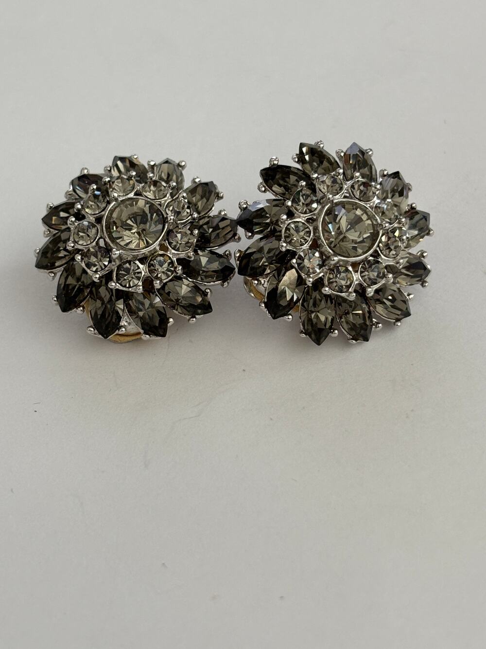 Vintage Jarin Clear Round & Marquise Rhinestone Floral Cluster Clip On Earrings
